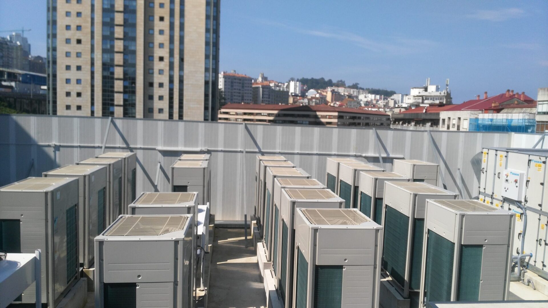 Climatizacion Comercial Vigo TGSS con sistema VRV